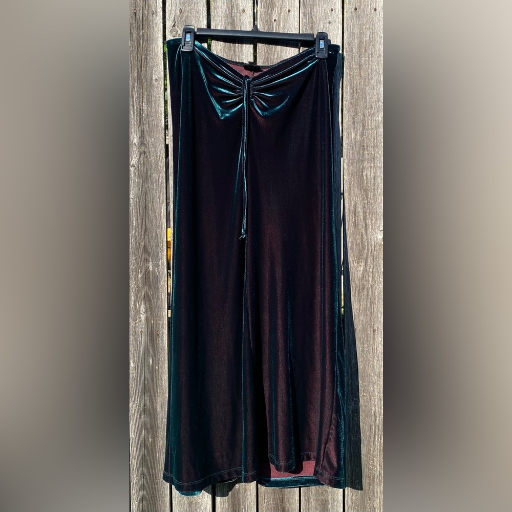 Vintage Forever 21 Green Velvet Maxi Skirt